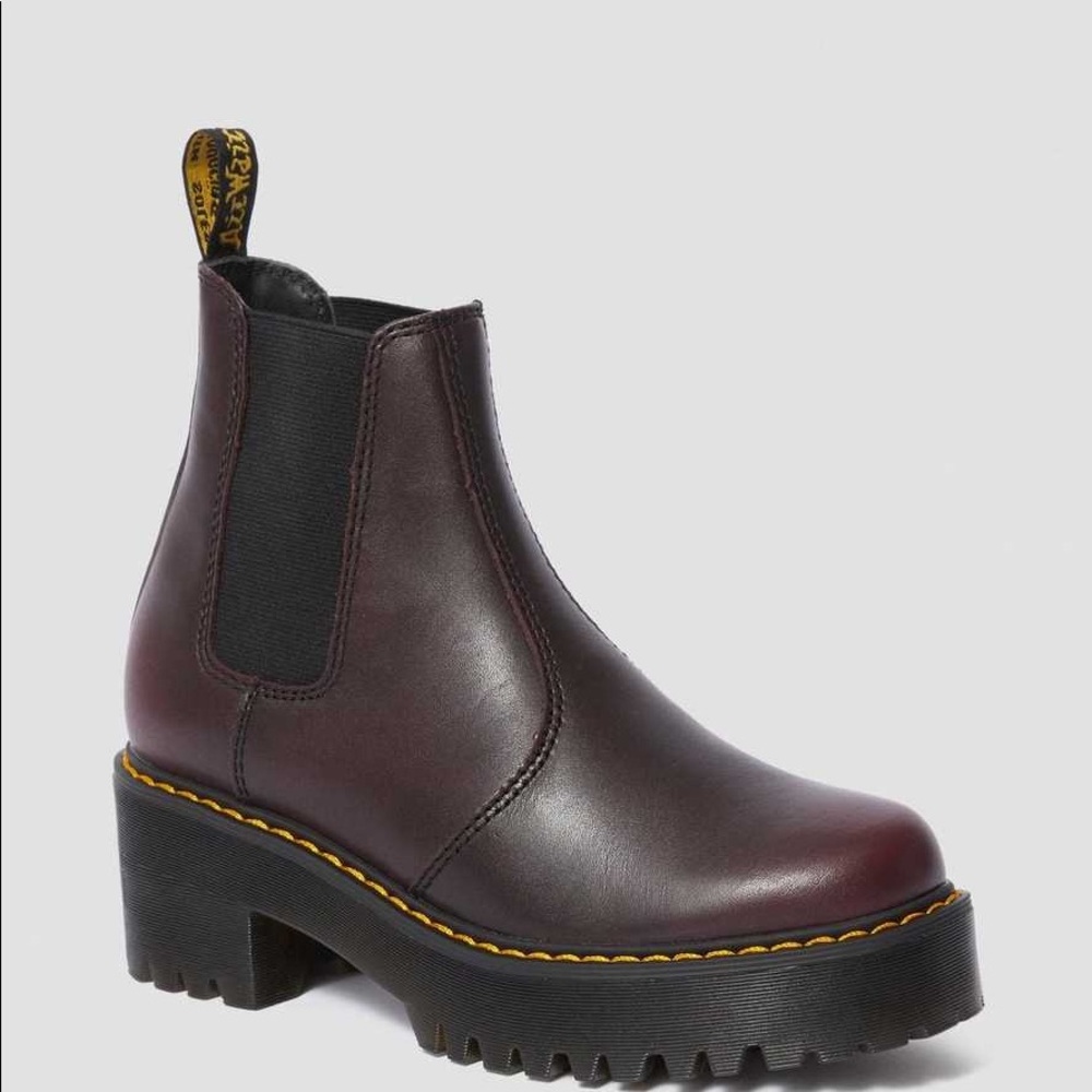 Dr. Martens Platform boots Rommetty